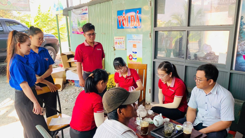 Tuổi trẻ x&atilde; Đức Huệ chung tay th&uacute;c đẩy chuyển đổi số từ những việc l&agrave;m thiết thực