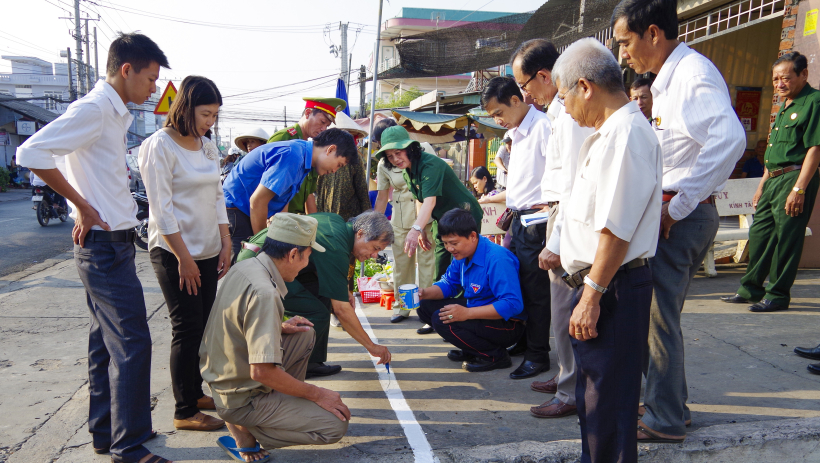 Cựu chiến binh học v&agrave; l&agrave;m theo gương B&aacute;c