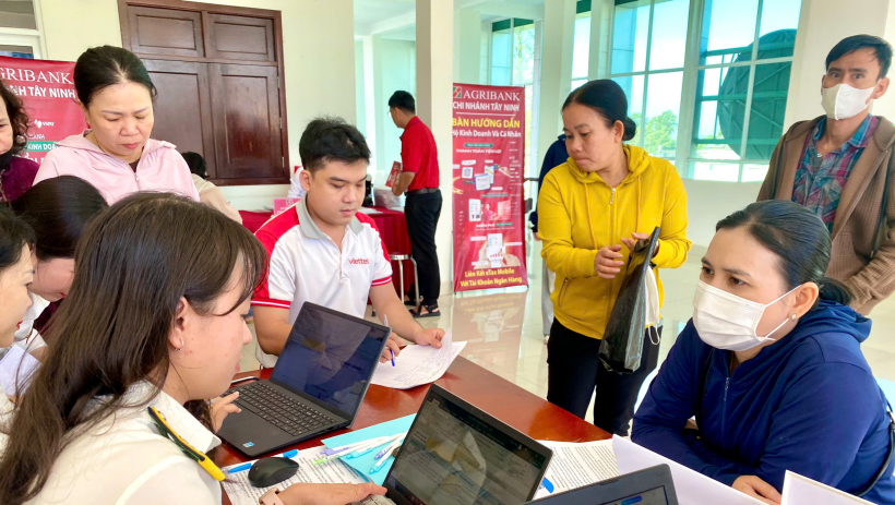 Thuế cơ sở 8 tỉnh T&acirc;y Ninh: Triển khai ch&iacute;nh s&aacute;ch thuế mới cho hộ v&agrave; c&aacute; nh&acirc;n kinh doanh