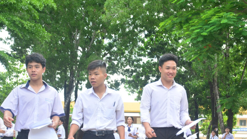 Mở rộng nh&oacute;m đối tượng được miễn thi ngoại ngữ