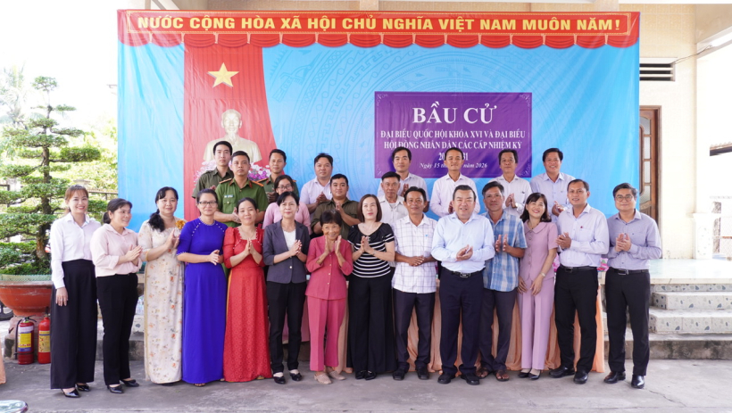 Ph&oacute; B&iacute; thư Tỉnh ủy Phạm H&ugrave;ng Th&aacute;i kiểm tra c&ocirc;ng t&aacute;c chuẩn bị bầu cử 