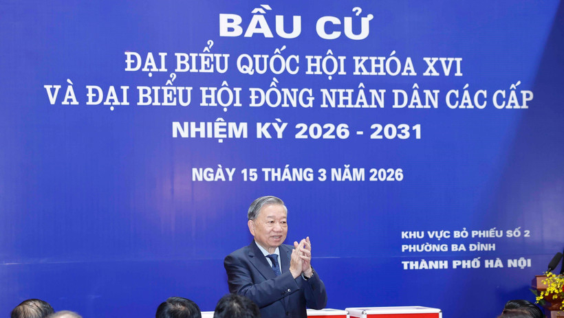 Party General Secretary casts ballot in Hanoi's Ba Dinh ward