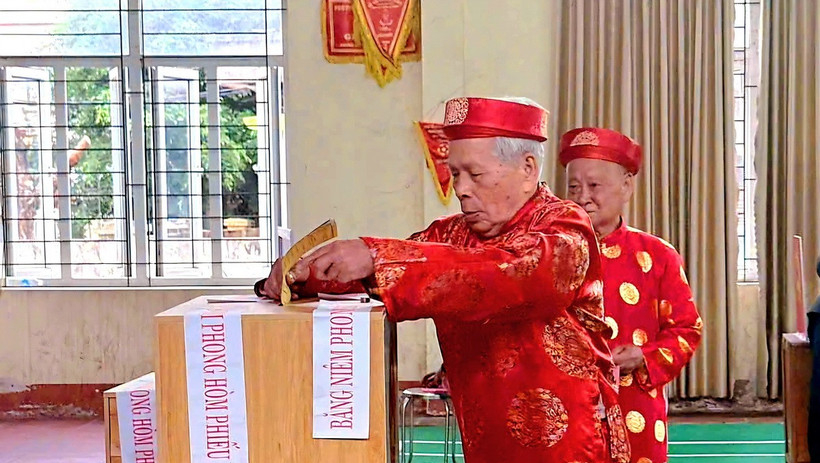 Truyền th&ocirc;ng quốc tế đưa tin đậm n&eacute;t về &ldquo;Ng&agrave;y hội non s&ocirc;ng&rdquo; của Việt Nam