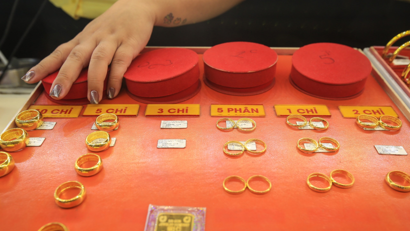 Gi&aacute; v&agrave;ng h&ocirc;m nay 16/3/2026: V&agrave;ng trong nước đắt hơn thế giới gần 24 triệu đồng/lượng