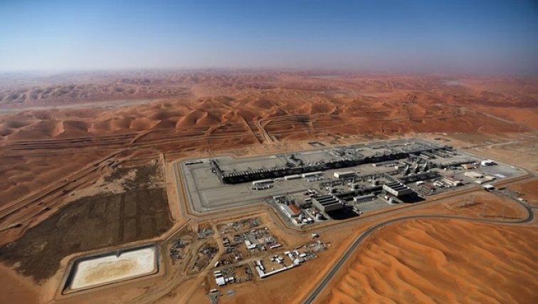 Gi&aacute; xăng dầu h&ocirc;m nay 16/3/2026: Thế giới vẫn neo đỉnh 100 USD/th&ugrave;ng