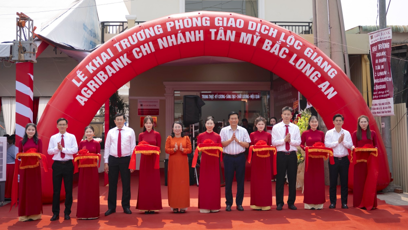 Agribank Bắc Long An khai trương Ph&ograve;ng giao dịch Lộc Giang