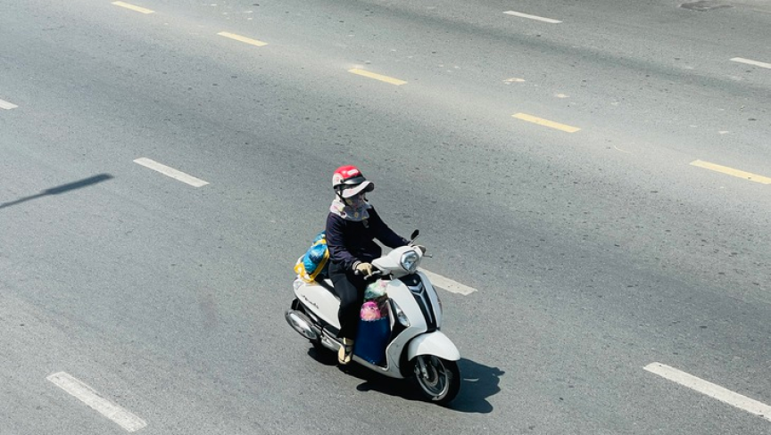 Thời tiết h&ocirc;m nay 17/3: Bắc Bộ dễ nồm ẩm, Nam Bộ nắng gắt