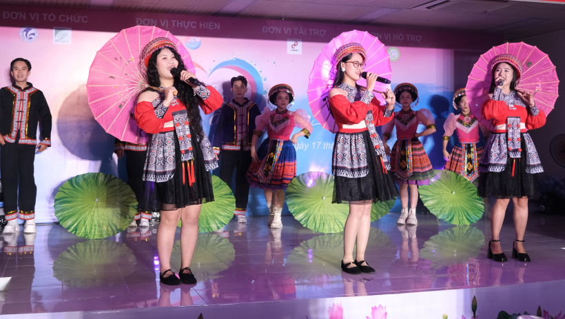 Chương tr&igrave;nh nghệ thuật 'Để cho đừng qu&ecirc;n' lan tỏa y&ecirc;u thương tại Bệnh viện T&acirc;m thần tỉnh T&acirc;y Ninh