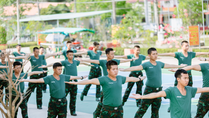 Tiểu đo&agrave;n 500 đẩy mạnh r&egrave;n luyện thể lực cho chiến sĩ mới