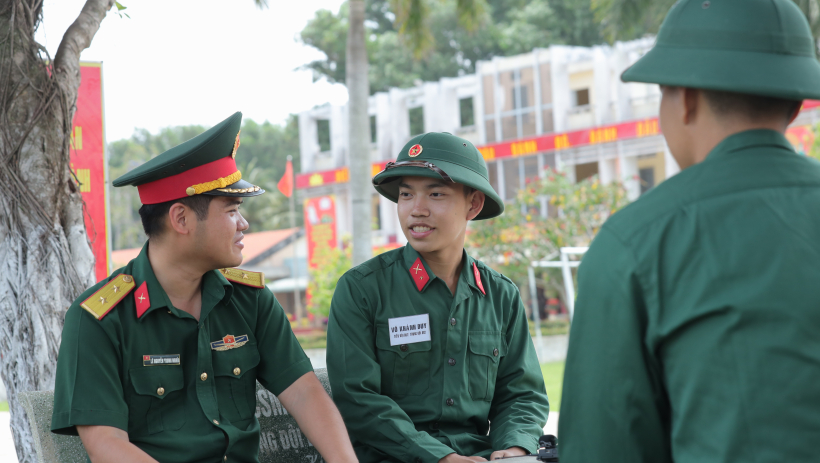 'Người anh' của chiến sĩ mới