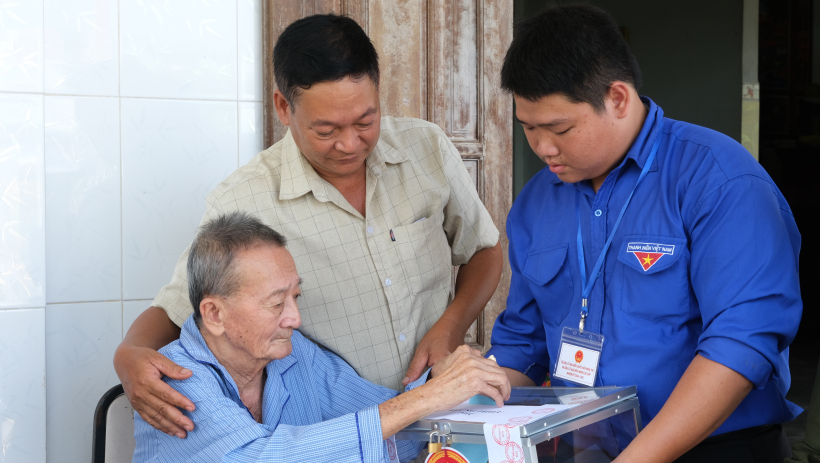 Sức trẻ th&aacute;ng 3