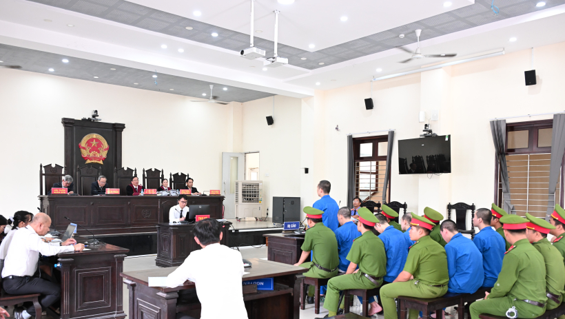 Tuy&ecirc;n &aacute;n vụ &aacute;n giả danh c&ocirc;ng an cướp hơn 2,2 triệu USD