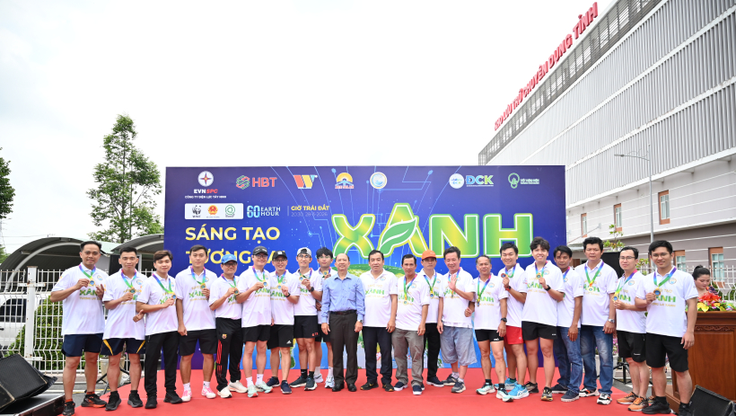 T&acirc;y Ninh: Gần 1.000 người tham gia chạy bộ hưởng ứng Giờ Tr&aacute;i đất 2026