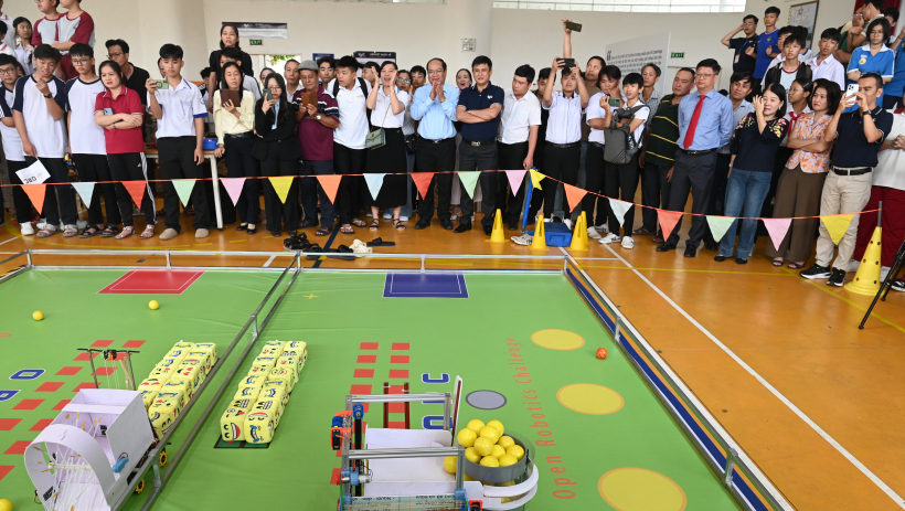 144 đội tham gia Cuộc thi Robocon ORC khu vực Đ&ocirc;ng Nam Bộ năm học 2025-2026