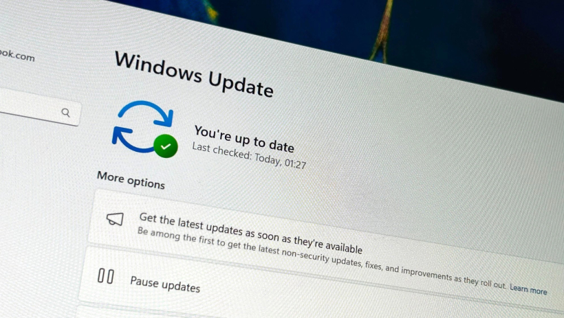 Windows 11 sắp cho ph&eacute;p ho&atilde;n Windows Update 'bao l&acirc;u cũng được'