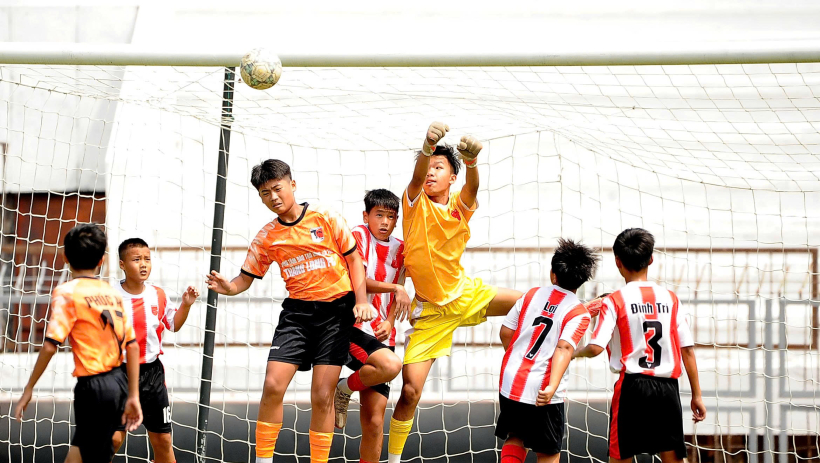 M&agrave;n rượt đuổi nghẹt thở, U13 T&acirc;y Ninh hạ U13 Thăng Long TP.Hồ Ch&iacute; Minh 5-3