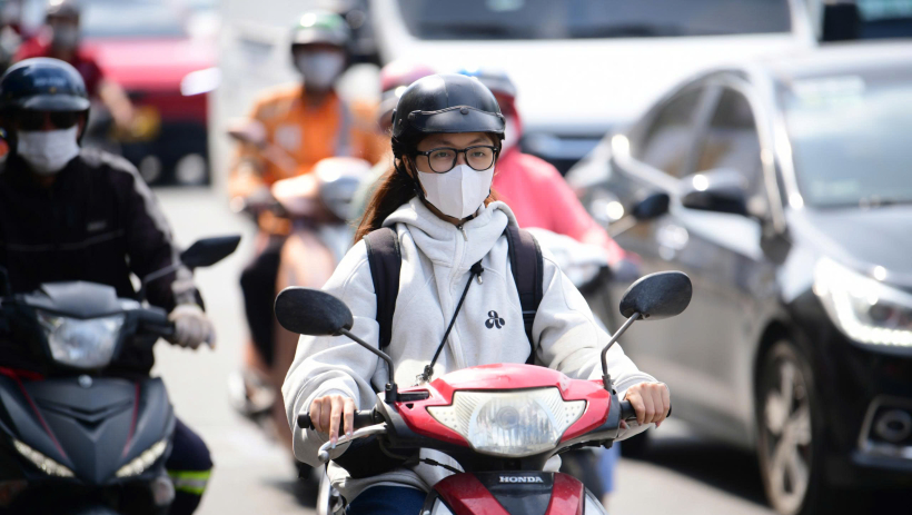 Thời tiết h&ocirc;m nay 23/3: Cả nước nắng nhưng c&oacute; thể mưa d&ocirc;ng chiều tối