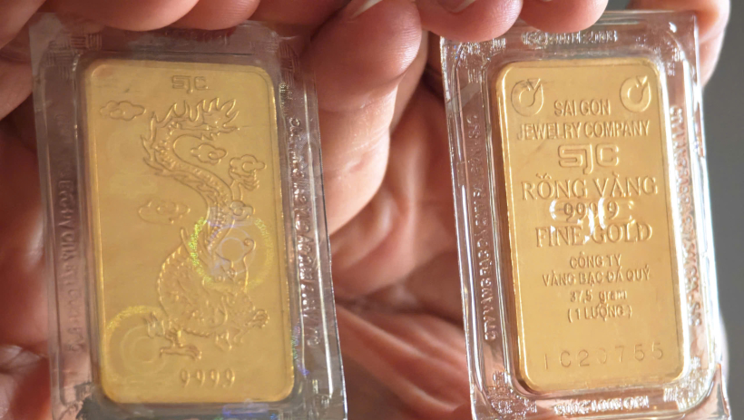 Gi&aacute; v&agrave;ng h&ocirc;m nay 23/3: SJC 'bốc hơi' th&ecirc;m 2 triệu, người mua lỗ gần 25 triệu đồng/lượng