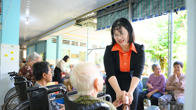 Ng&agrave;nh Y tế - Chung tay thực hiện c&ocirc;ng t&aacute;c bảo trợ x&atilde; hội v&agrave; chăm s&oacute;c, bảo vệ trẻ em