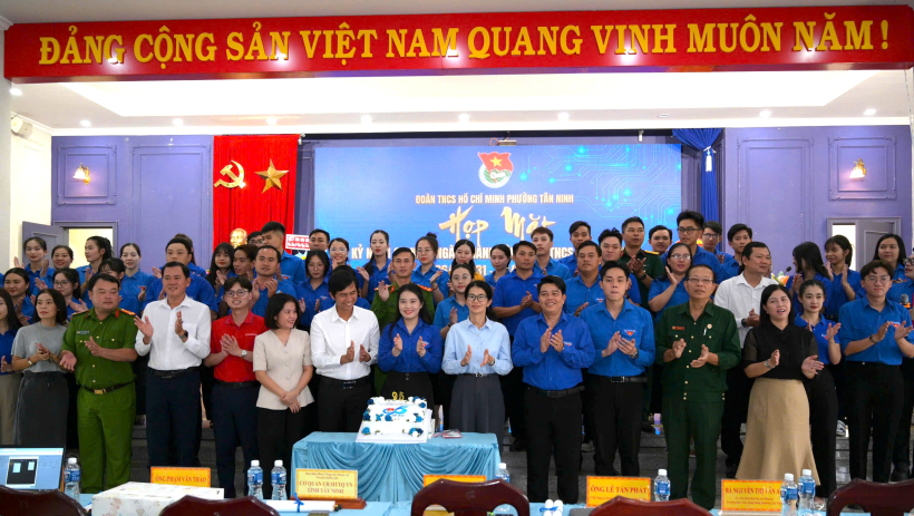 Tuổi trẻ phường T&acirc;n Ninh kỷ niệm 95 năm ng&agrave;y th&agrave;nh lập Đo&agrave;n 