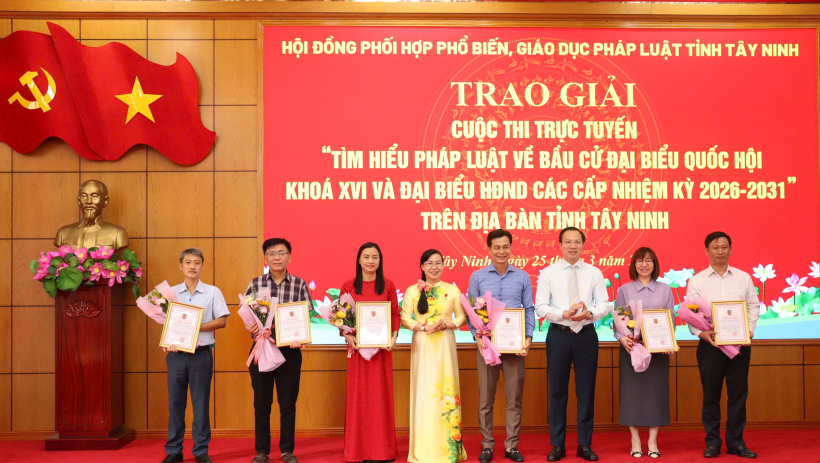 Gần 48.000 th&iacute; sinh tham gia Cuộc thi t&igrave;m hiểu ph&aacute;p luật về bầu cử