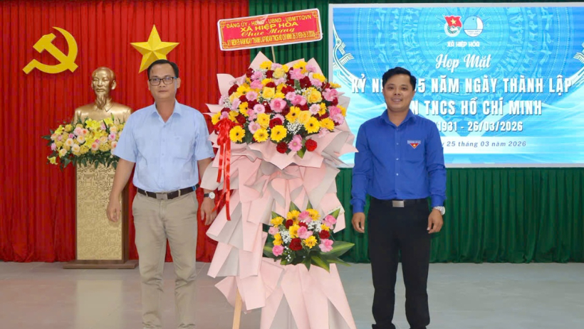 X&atilde; Hiệp H&ograve;a họp mặt kỷ niệm 95 năm Ng&agrave;y th&agrave;nh lập Đo&agrave;n TNCS Hồ Ch&iacute; Minh