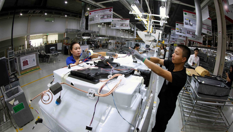 Việt Nam khẳng định vai tr&ograve; trung t&acirc;m sản xuất điện tử quan trọng trong khu vực