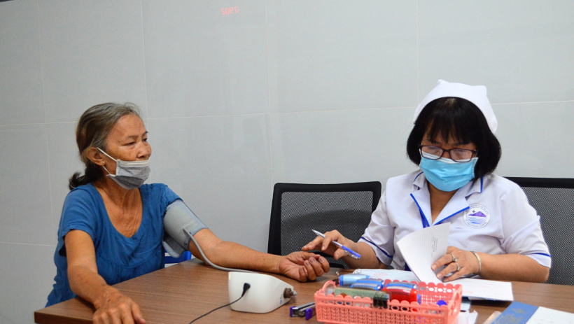 Tăng hỗ trợ bảo hiểm y tế cho người thuộc hộ cận ngh&egrave;o v&agrave; hộ l&agrave;m n&ocirc;ng, l&acirc;m, ngư nghiệp c&oacute; mức sống trung b&igrave;nh giai đoạn 2026-2030