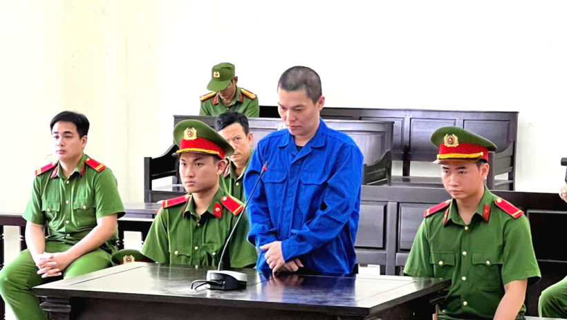 Trộm xe &ocirc; t&ocirc; đ&atilde; cầm cố, l&atilde;nh 11 năm t&ugrave;