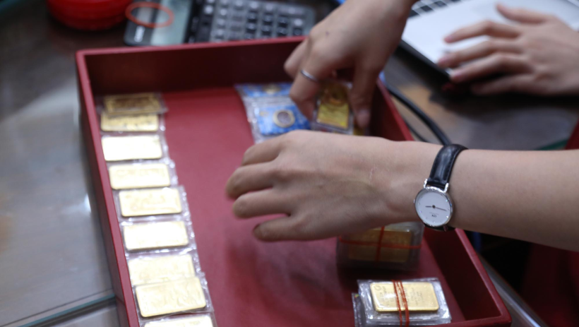 Gi&aacute; v&agrave;ng h&ocirc;m nay 27/3/2026: Giảm th&ecirc;m 1,6 triệu đồng khiến người mua lỗ gần 7 triệu