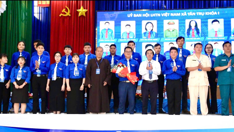 Anh Trần Thanh T&ograve;ng giữ chức Chủ tịch Hội Li&ecirc;n hiệp Thanh ni&ecirc;n Việt Nam x&atilde; T&acirc;n Trụ, kh&oacute;a I, nhiệm kỳ 2026 &ndash; 2029