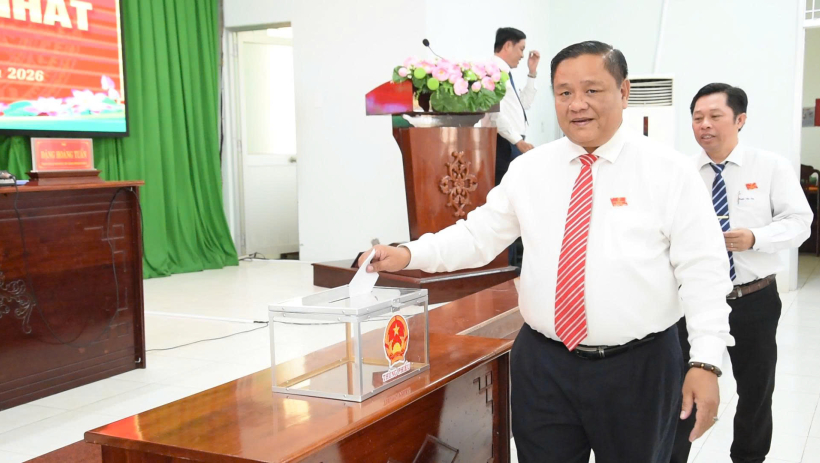 &Ocirc;ng Đặng Ho&agrave;ng Tuấn giữ chức Chủ tịch HĐND x&atilde; T&acirc;n Trụ kh&oacute;a II, nhiệm kỳ 2026-2031