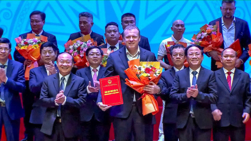 H&ugrave;ng Nhơn - De Heus ti&ecirc;n phong 'bắt nhịp' l&agrave;n s&oacute;ng đầu tư 33 tỉ USD v&agrave;o Gia Lai