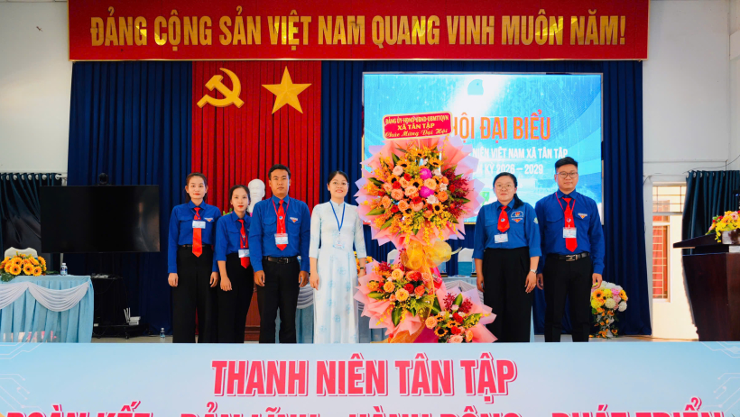 Chị Phan Thị Kiều My giữ chức Chủ tịch Hội Li&ecirc;n hiệp Thanh ni&ecirc;n Việt Nam x&atilde; T&acirc;n Tập