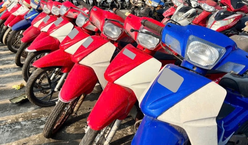 Một số trường hợp “xe chồng xác”, “xe mẹ bồng con” bị cơ quan chức năng tịch thu