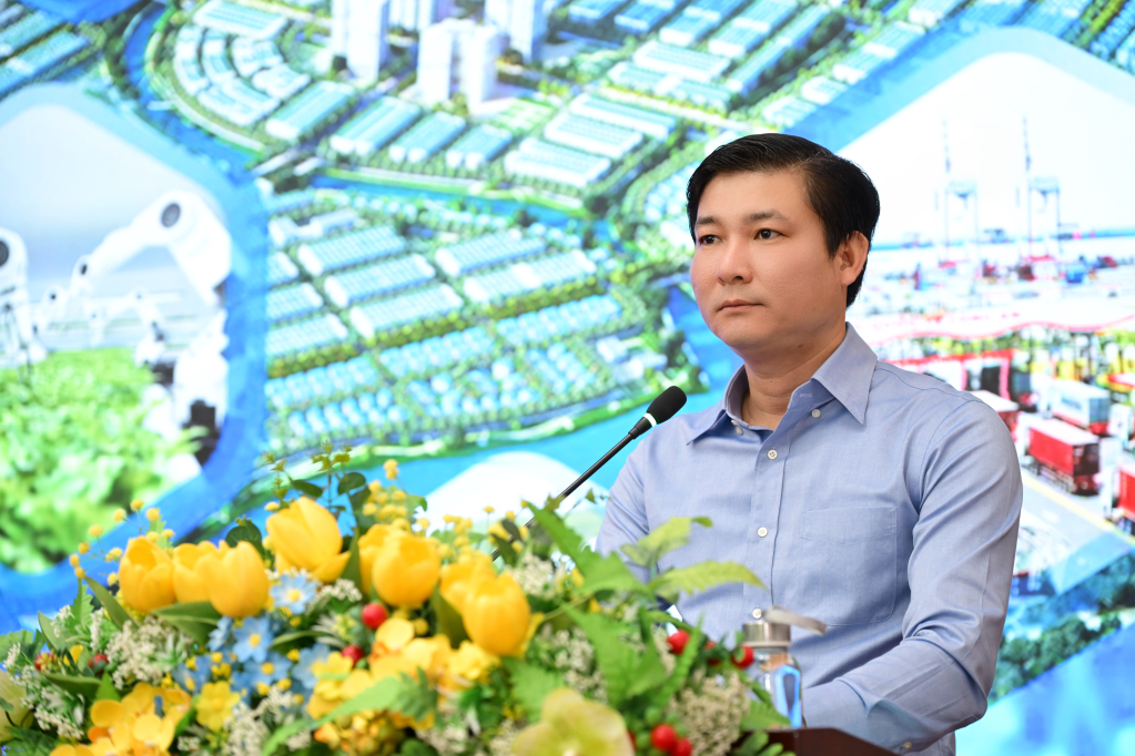 Lãnh đạo Sở Tài Chính tỉnh báo cáo kết quả phát triển KT-XH trong quý I/2026