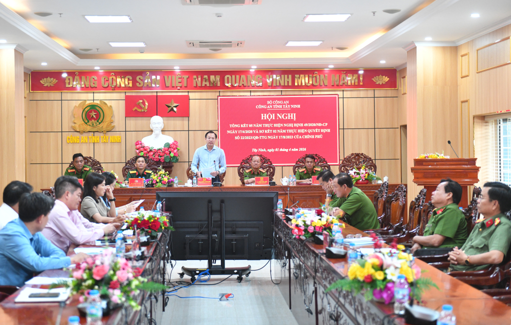 Các đại biểu dự tại điểm cầu tỉnh Tây Ninh