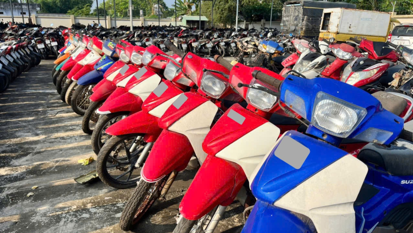 Cẩn trọng khi mua 'xe m&aacute;y xịn, gi&aacute; rẻ'