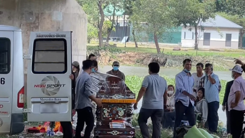 Tìm thấy thi thể cô gái sau 3 ngày mất tích trên sông Vàm Cỏ Tây