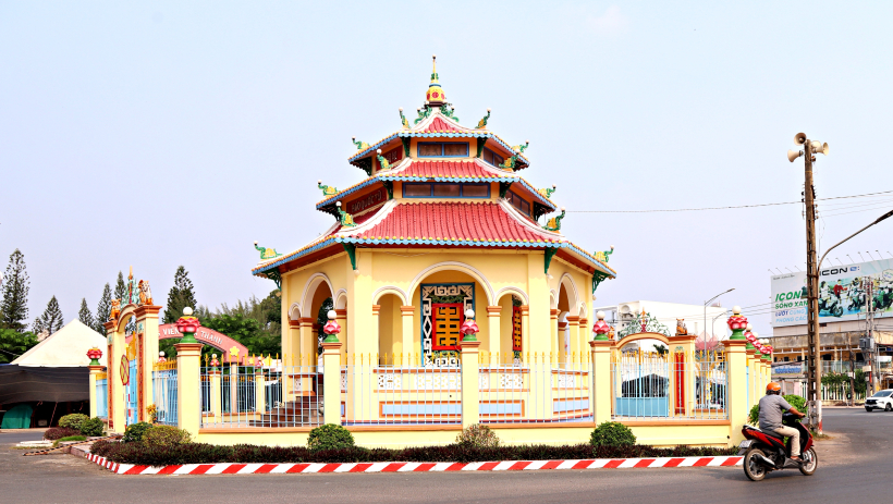 B&aacute;o Quốc Từ - Giữ g&igrave;n hồn thi&ecirc;ng Quốc Tổ