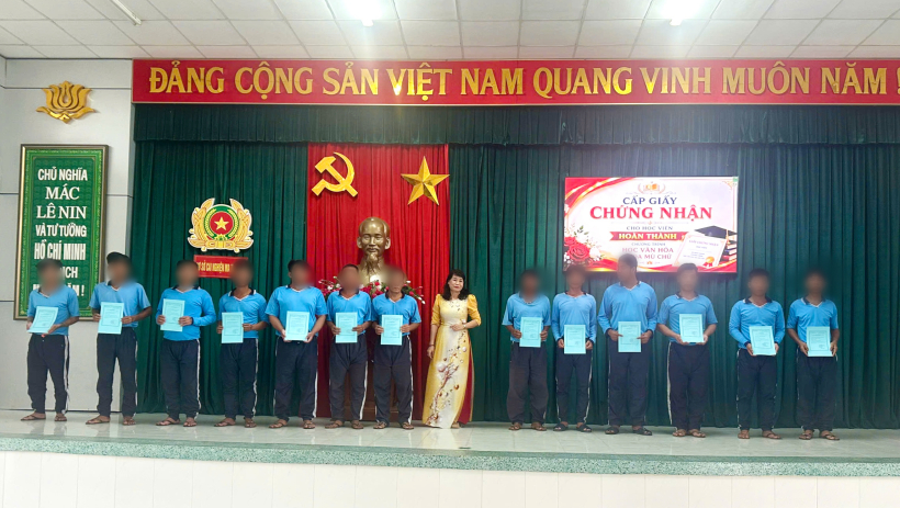 Bế giảng lớp học x&oacute;a m&ugrave; chữ tại Cơ sở cai nghiện ma t&uacute;y số 2 tỉnh T&acirc;y Ninh