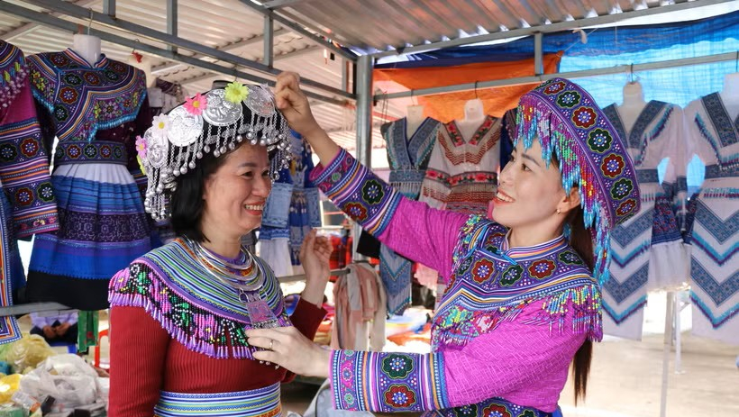 Chợ phi&ecirc;n Đắk R&rsquo;măng - nơi giữ hồn T&acirc;y Bắc giữa đại ng&agrave;n T&acirc;y Nguy&ecirc;n