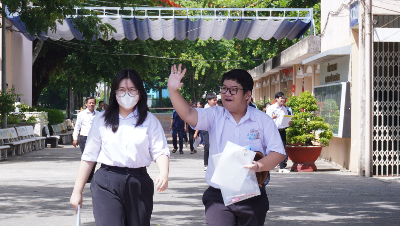 Th&iacute; sinh T&acirc;y Ninh ho&agrave;n th&agrave;nh m&ocirc;n thi đầu ti&ecirc;n Kỳ thi tốt nghiệp THPT năm 2026