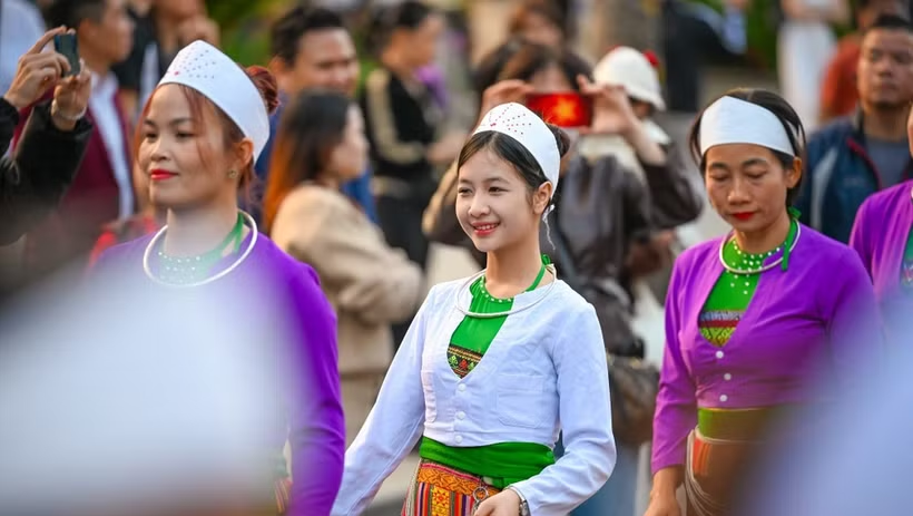 Trải nghiệm tại Làng Văn hóa-Du lịch các dân tộc vào tháng Bảy có gì thú vị?