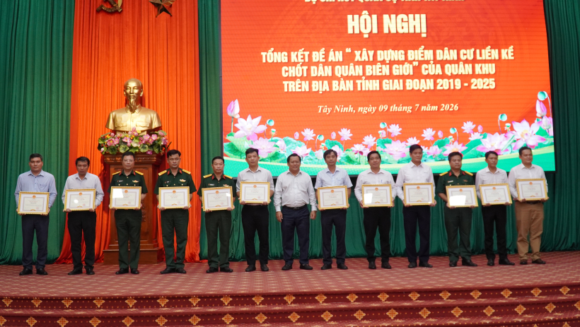 T&acirc;y Ninh tổng kết Đề &aacute;n 'X&acirc;y dựng Điểm d&acirc;n cư liền kề chốt d&acirc;n qu&acirc;n bi&ecirc;n giới'