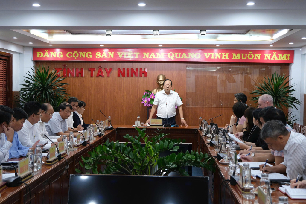 Đại biểu tham dự buổi làm việc