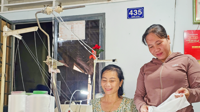 Những tấm lòng vì cộng đồng